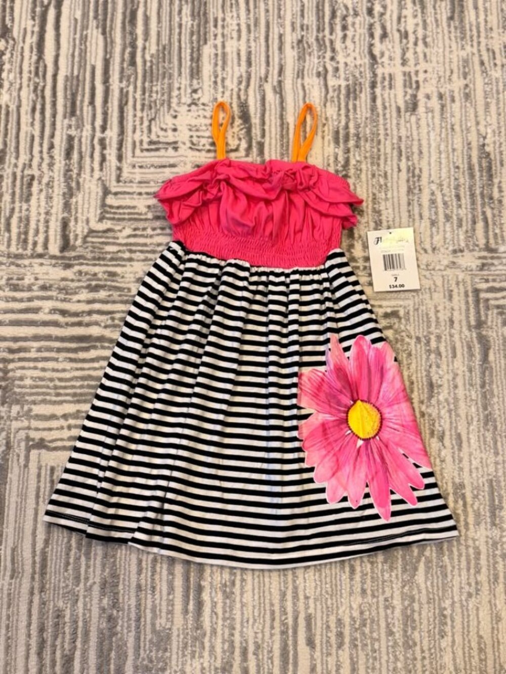 New Flapdoodles girls size 6 dress Retails $34.00